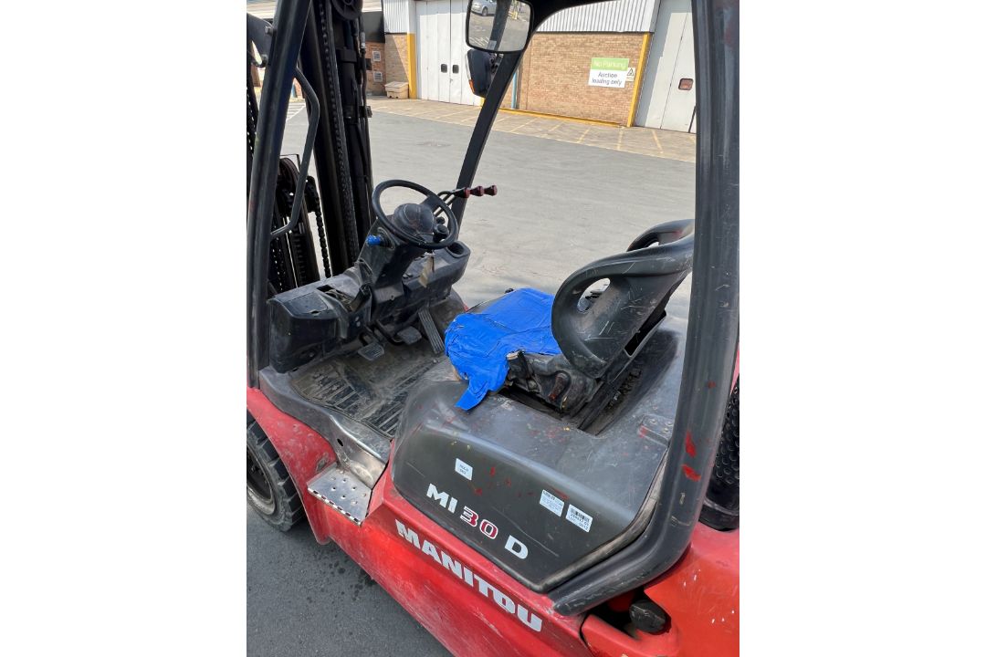 2014 Manitou MI 30 D diesel forklift truck - 3569 hours - full details in description - Image 21 of 34