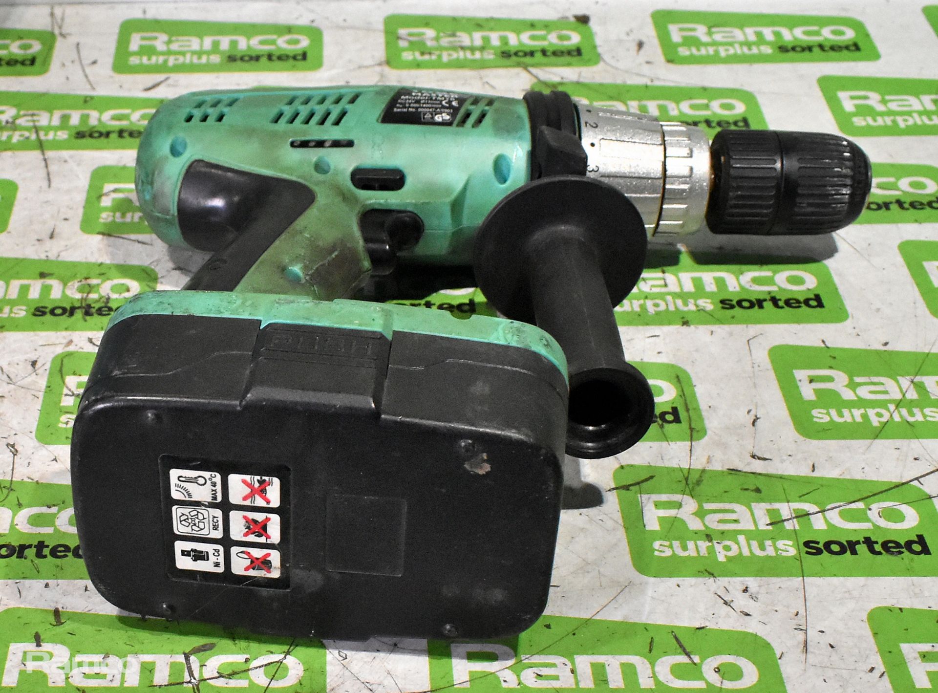 Tool Master TM16 cordless 24V combi drill/driver with charger, 2x batteries and case - Image 4 of 6
