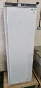 Polar Refrigeration CD613 upright freezer 365L white - 230V - W 600 x D 610 x H 1860mm
