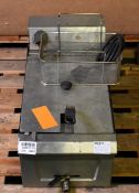 Falcon countertop single tank deep fryer with basket - 230V - W 300 x D 630 x H 320mm