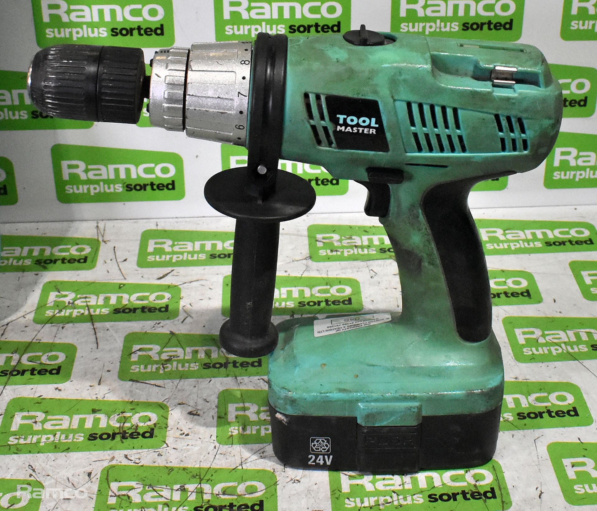 Tool Master TM16 cordless 24V combi drill/driver with charger, 2x batteries and case - Image 2 of 6