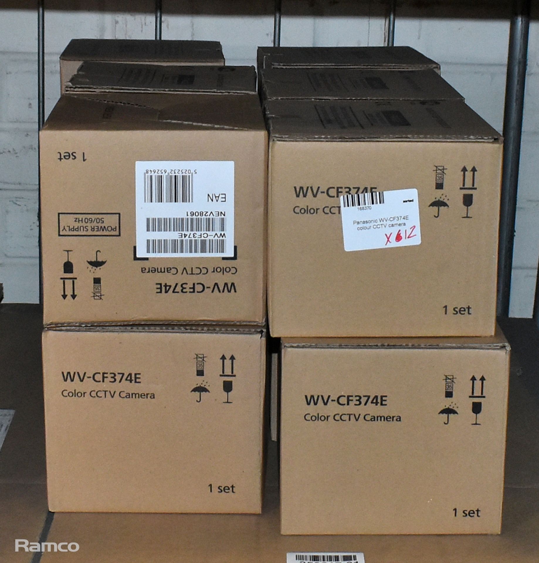 12x Panasonic WV-CF374E colour CCTV cameras - Image 6 of 6