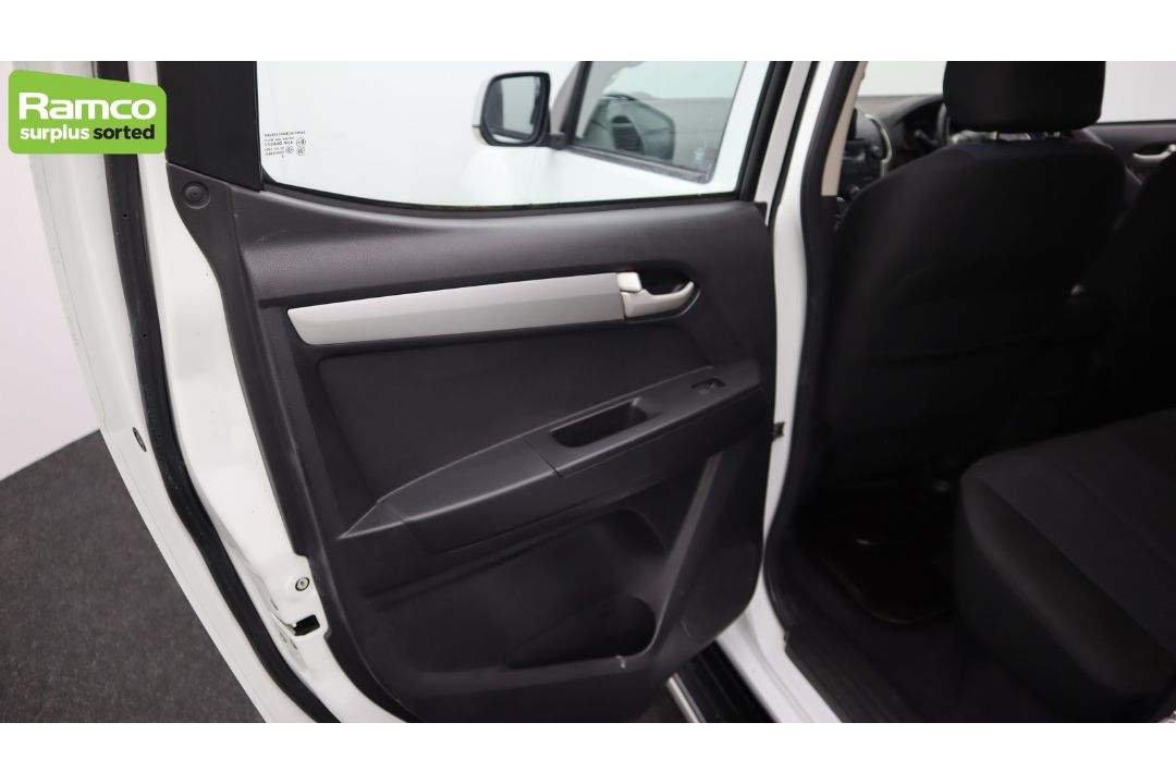 2012 Isuzu double cab D-Max Yukon - low miles (36595 miles) - full details in the description - Image 33 of 53
