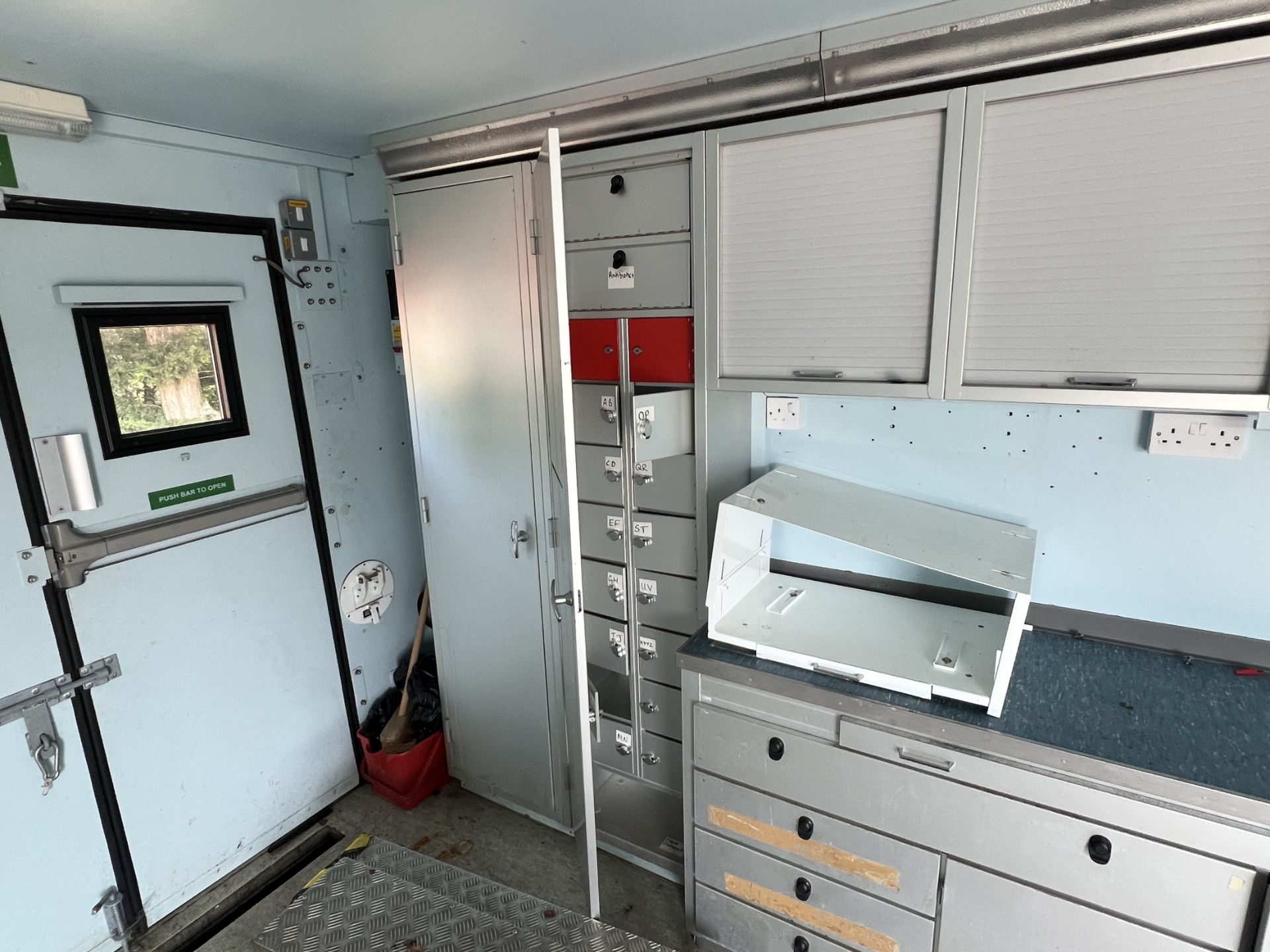 20ft Mobile accommodation unit - last of this type available - full details in the description - Image 15 of 23