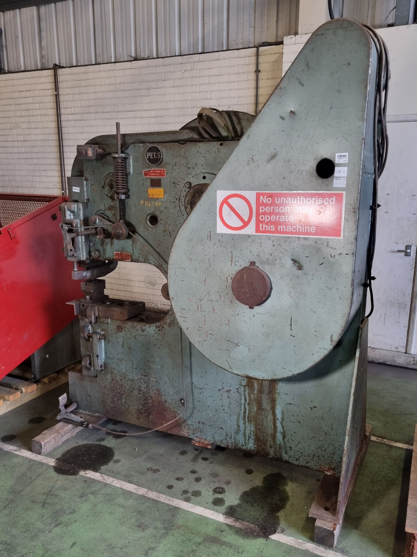 Henry Pels 60 ton three-phase mechanical hole punch with tools, punches and dies - Image 2 of 12