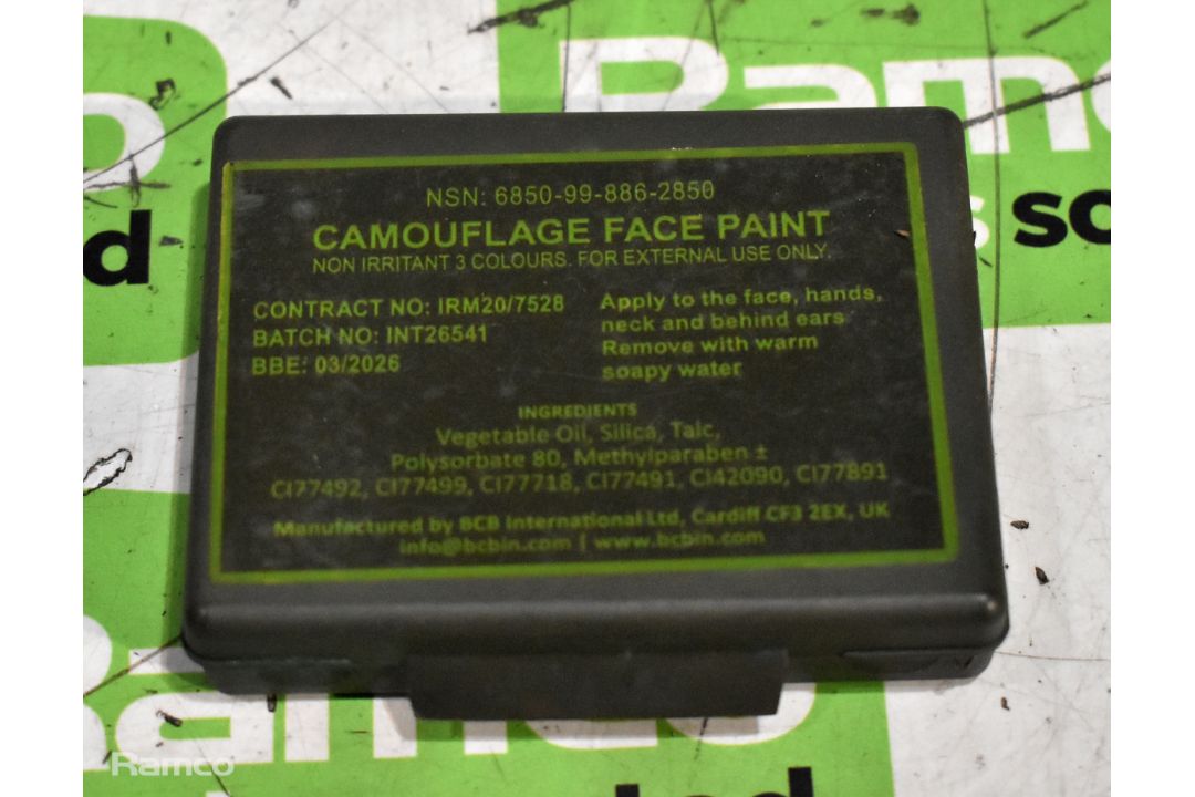 Various types of ex-military hardware and accessories - 157kg – may require repair / be incomplete - Image 3 of 19