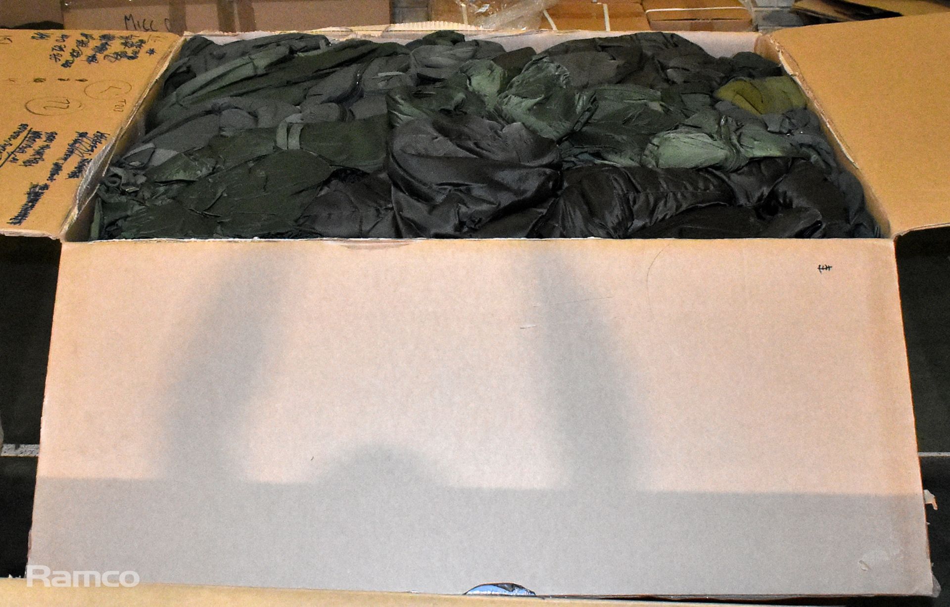 75x Sleeping Bags - lightweight - Image 9 of 10