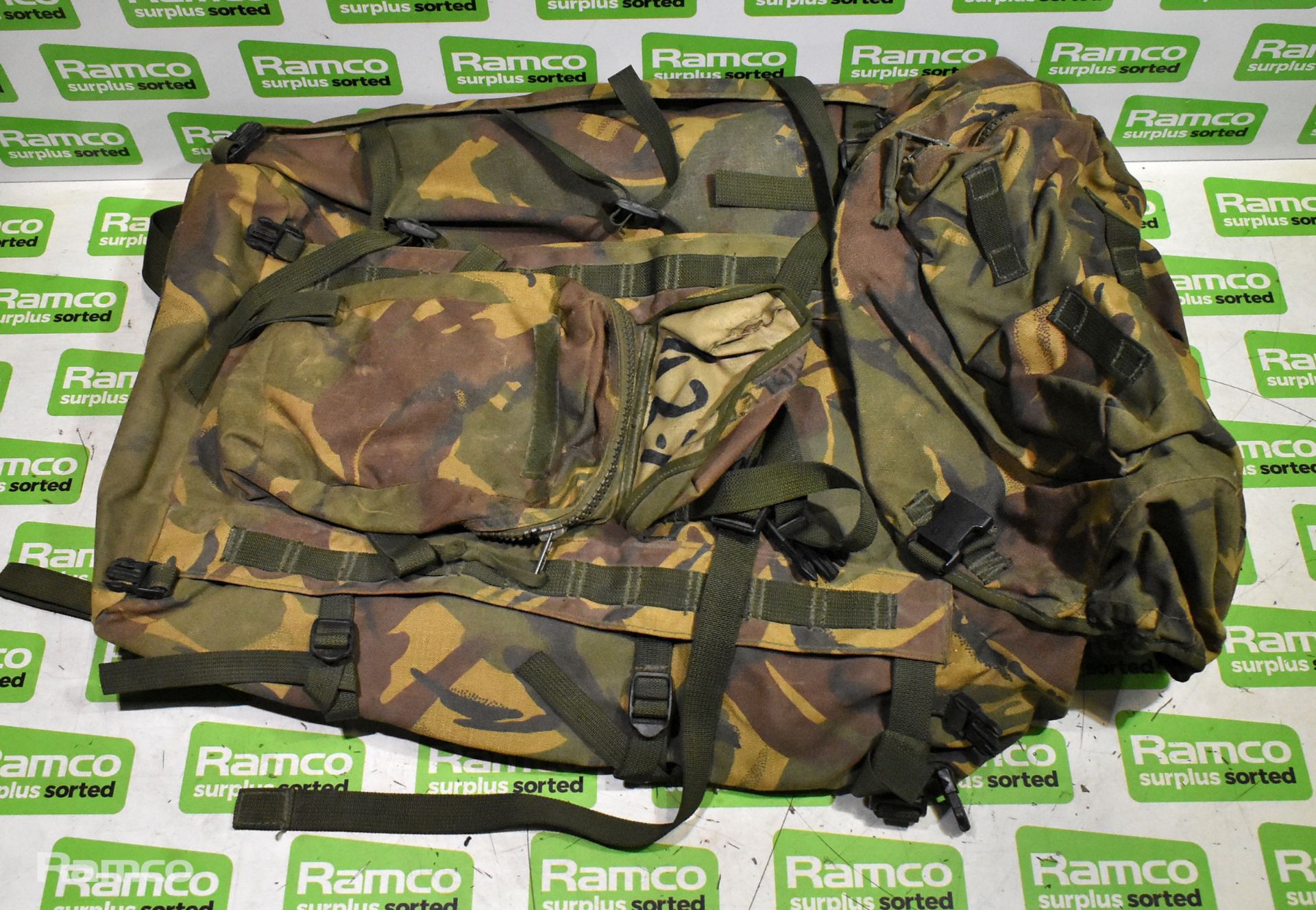 35x British Army DPM long convoluted rucksacks - Image 4 of 8