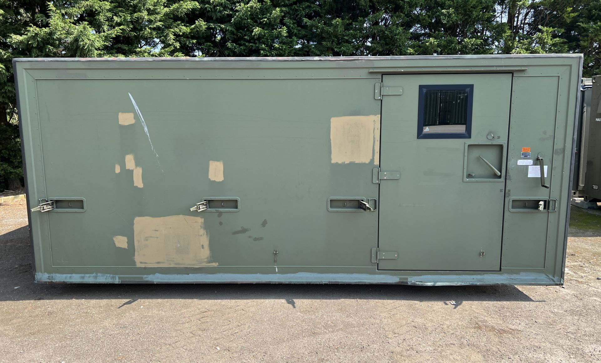 20ft Mobile accommodation unit - last of this type available - full details in the description - Image 2 of 23