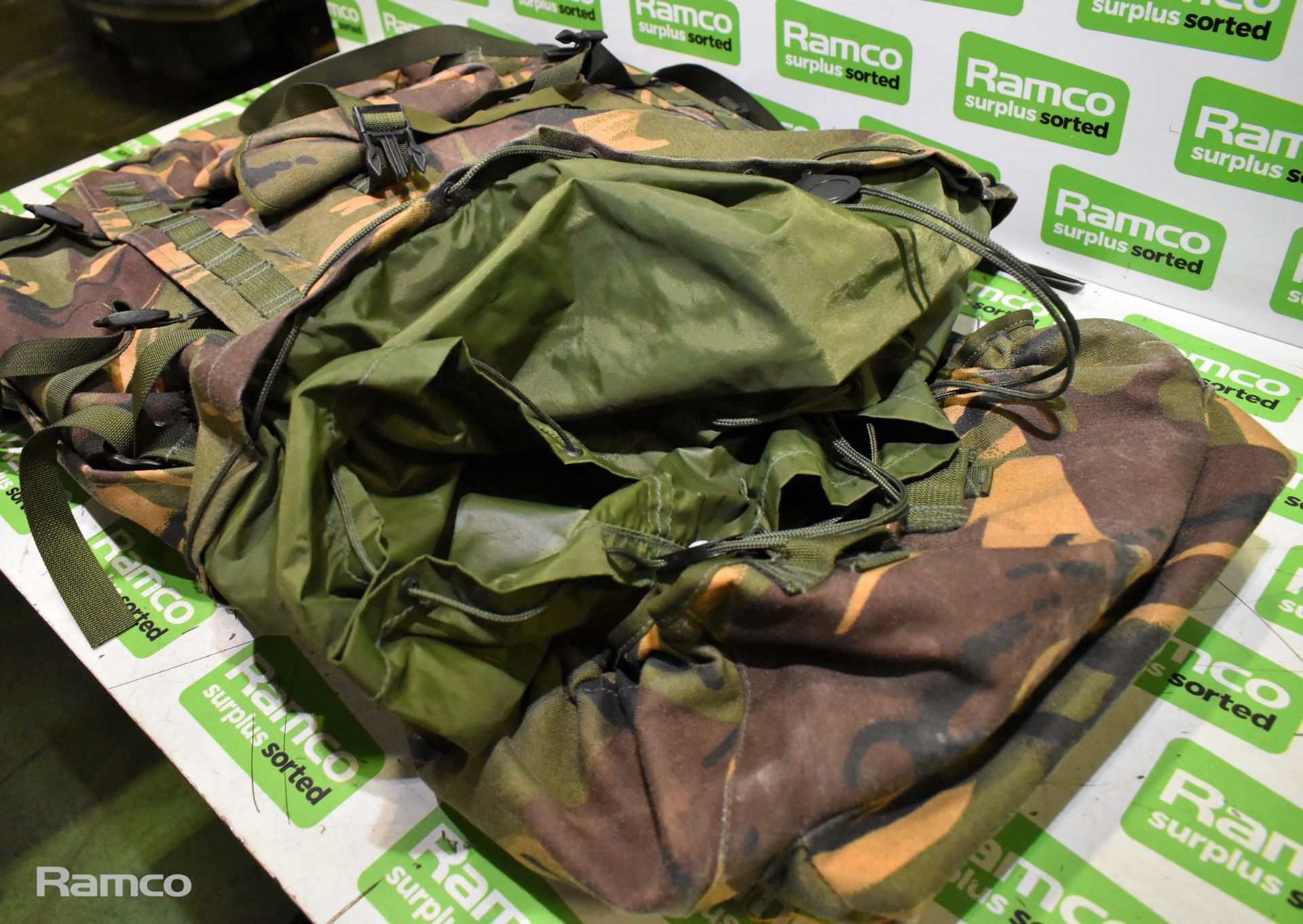 45x British Army DPM short convoluted rucksacks - Image 2 of 10