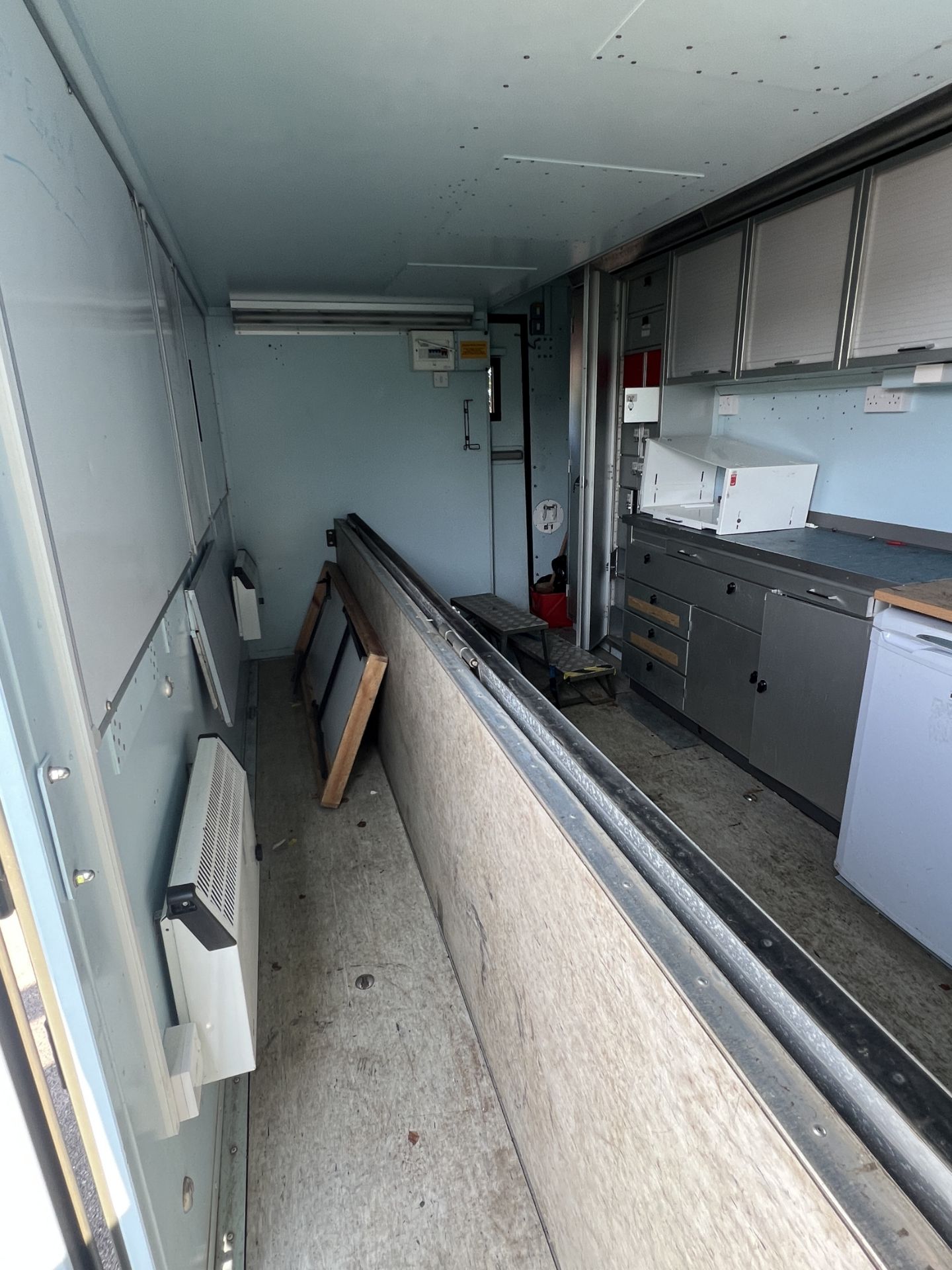 20ft Mobile accommodation unit - last of this type available - full details in the description - Image 22 of 23