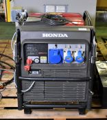 Honda FI EU70iS 7000W inverter petrol generator with Powerline battery - W 700 x D 848 x H 721mm