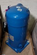 Danfoss SH300B4ABE 380-400V scroll compressor & 2x Danfoss SH120A4ALC 380-400V scroll compressors