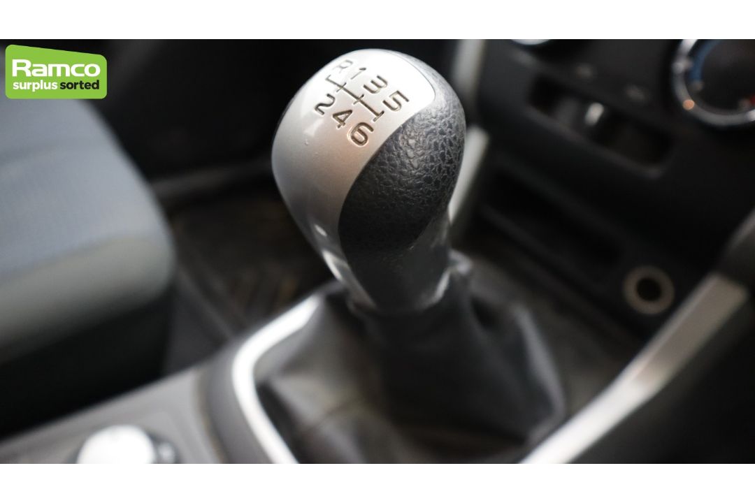 2012 Isuzu double cab D-Max Yukon - low miles (36595 miles) - full details in the description - Image 17 of 53