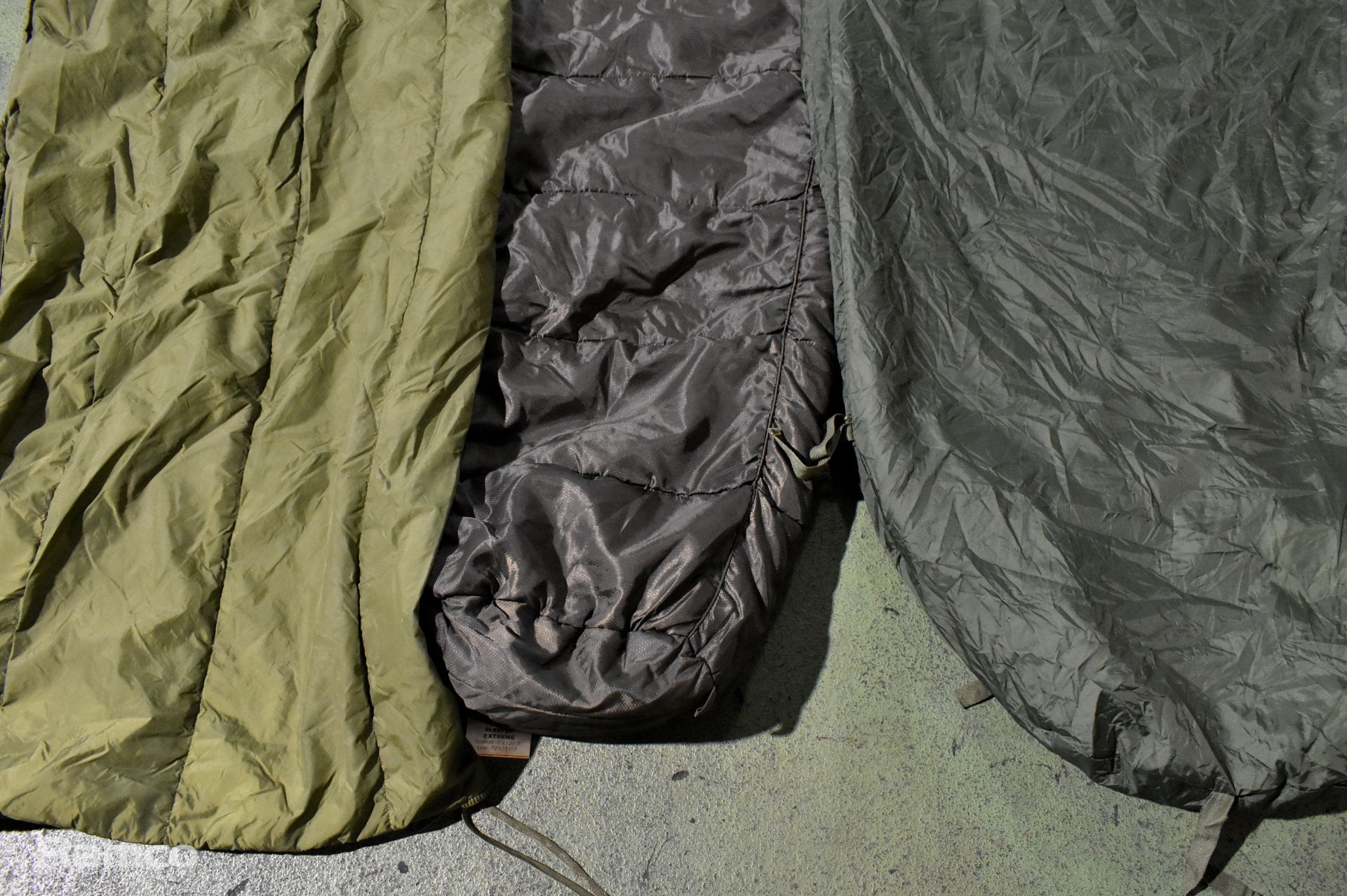 75x Sleeping Bags - lightweight - Image 2 of 10