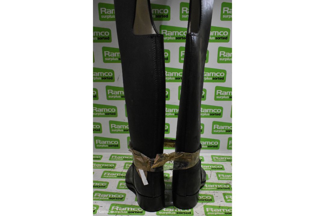 48x Unsorted unpaired household cavalry knee length boots - see pictures for examples - Image 7 of 10