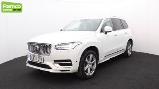 2021 Volvo XC90 Momentum T8 Recharge AWD 2.0L Petrol Hybrid - full details in the description