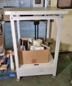 Varian SMS 50 autosampler with controller, Accessories and stand - W 910 x D 910 x H 1360mm