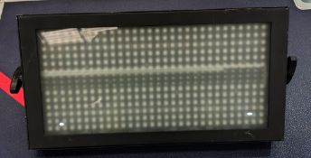 3x Varytec Colors NerveStrobe HP in flight case - L 120 x W 55 x H 77cm