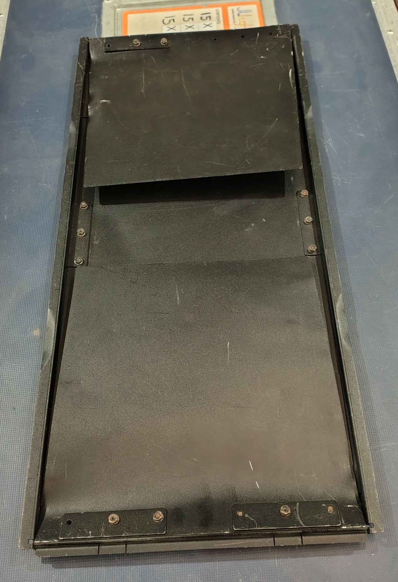 3x LitePanels Gemini 2 x 1 Soft, 3x snap grids, 3x barn doors in flight case - Image 12 of 12