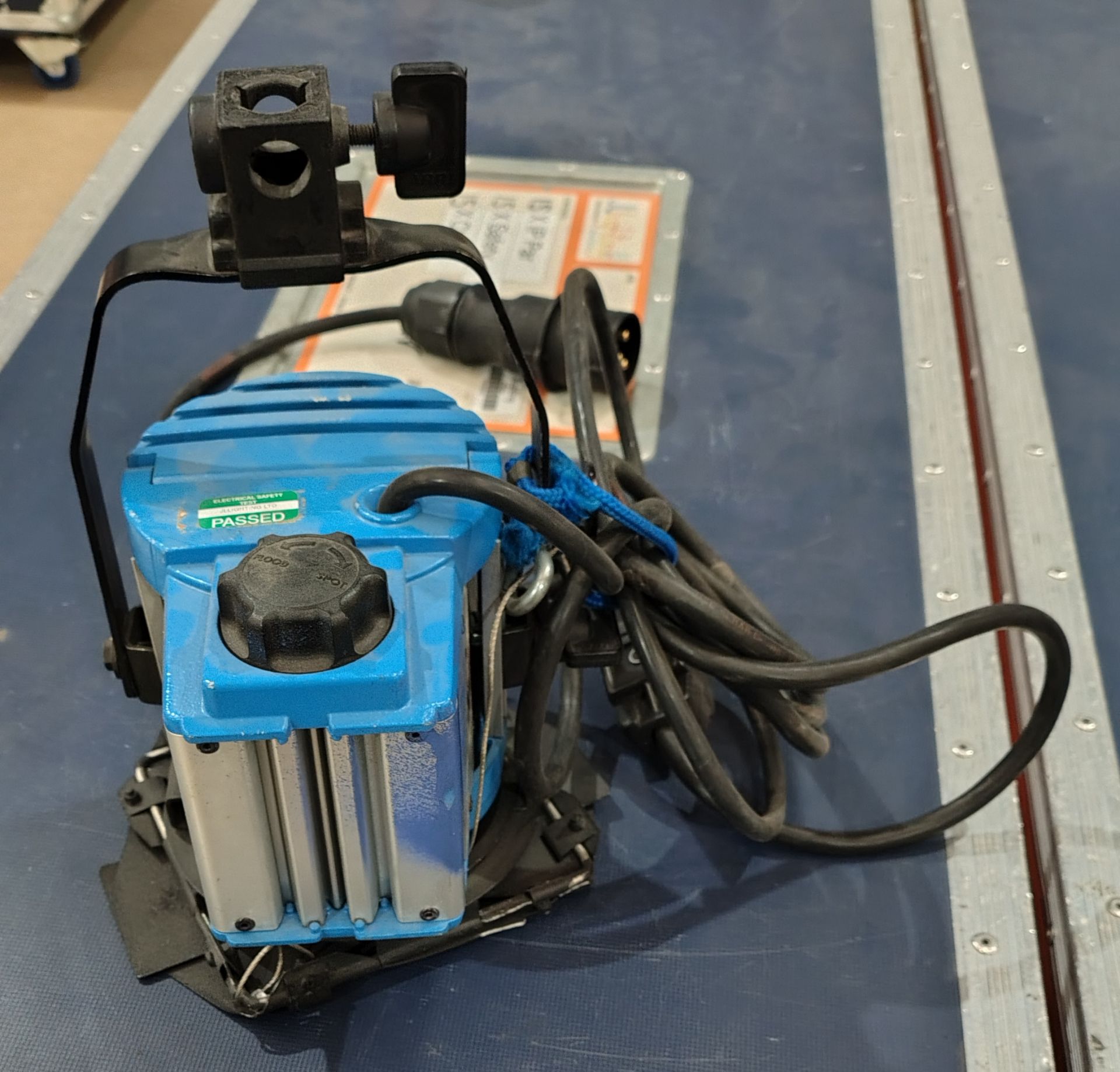 6x Arri 300 Plus Fresnels with barndoors - Image 6 of 7