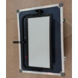 3x LitePanels Gemini 2 x 1 Soft, 3x snap grids, 1x honey comb in flight case