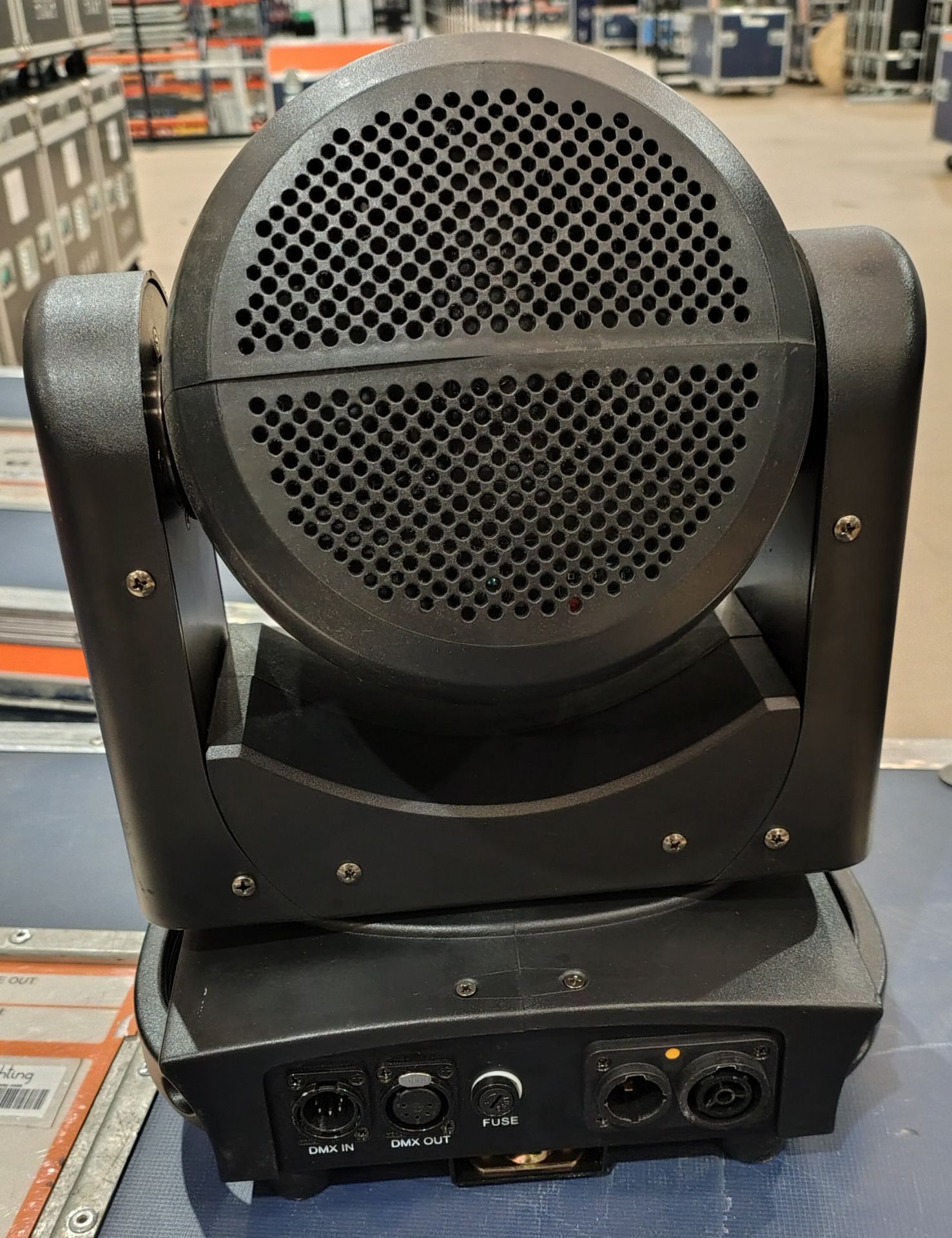 10 x Mini 740 Zoom Pixel Wash, NO flight case - Image 7 of 9