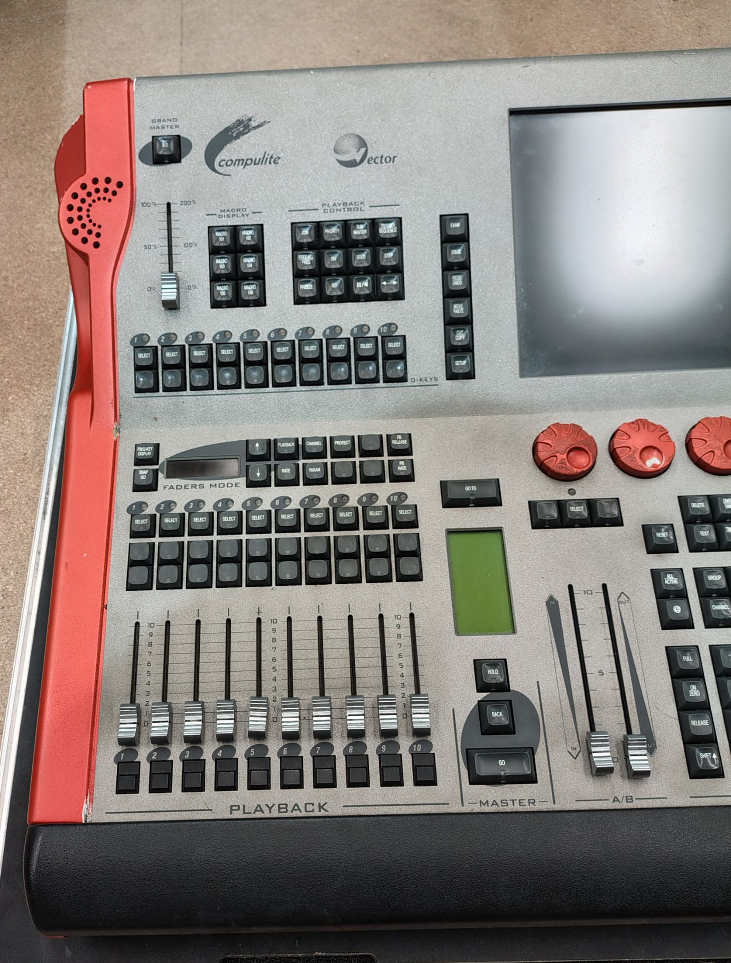 1x Compulite vector Orange Lighting Console in flightcase - L 75 x W 35 x H 88cm - Image 2 of 9