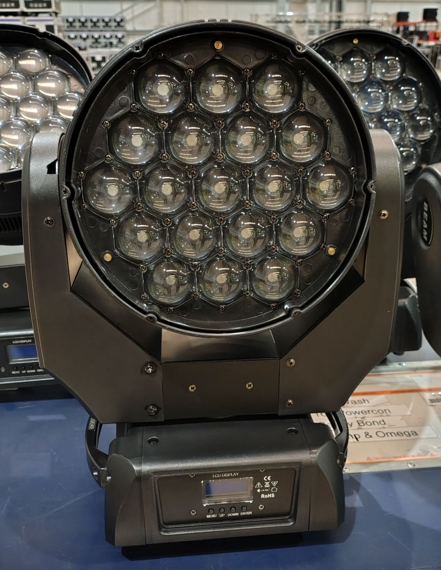 5x JLL Pixel Wash in flight case - omega clamps are included (may not be pictured) - Image 6 of 10