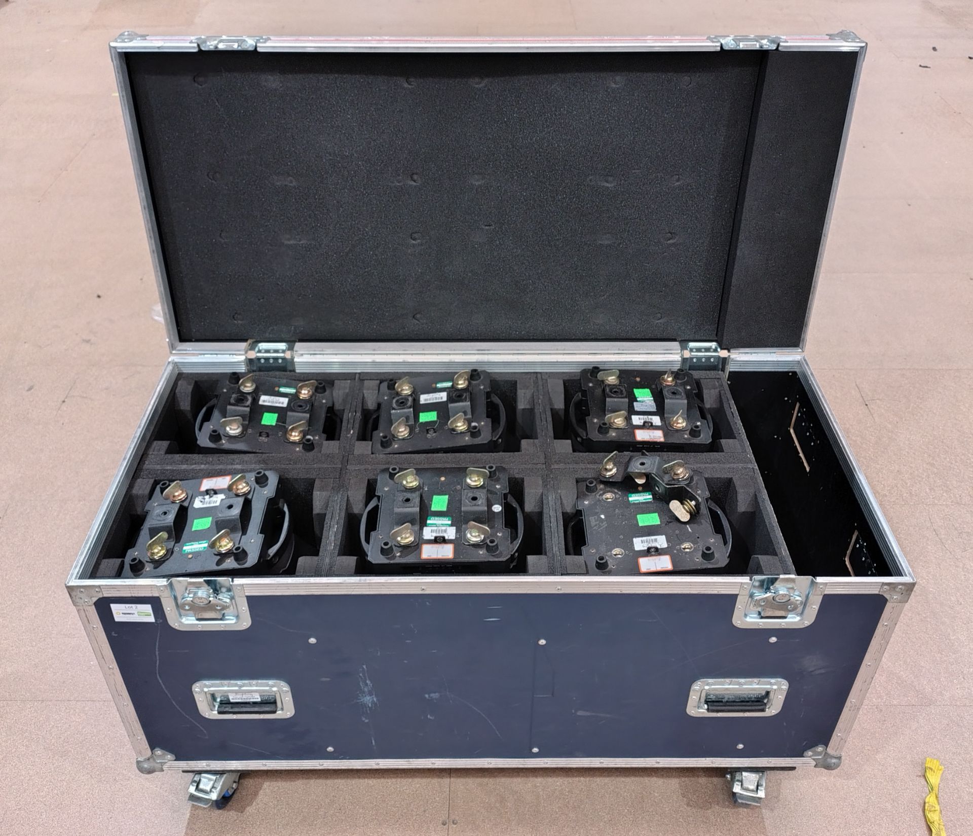 6x JLL Pixel Wash in flight case, omega clamps are included (may not be pictured) - Image 11 of 12
