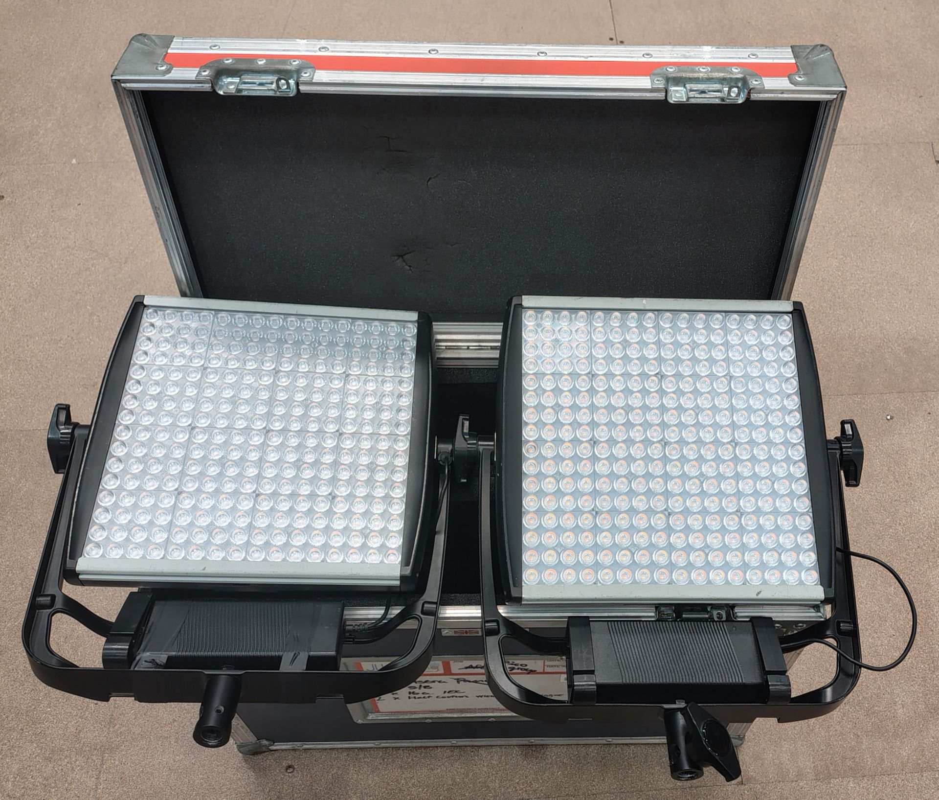 1x Astra 1X1 & 1x Astra 6X in flight case - L 65 x W 32 x H 55cm