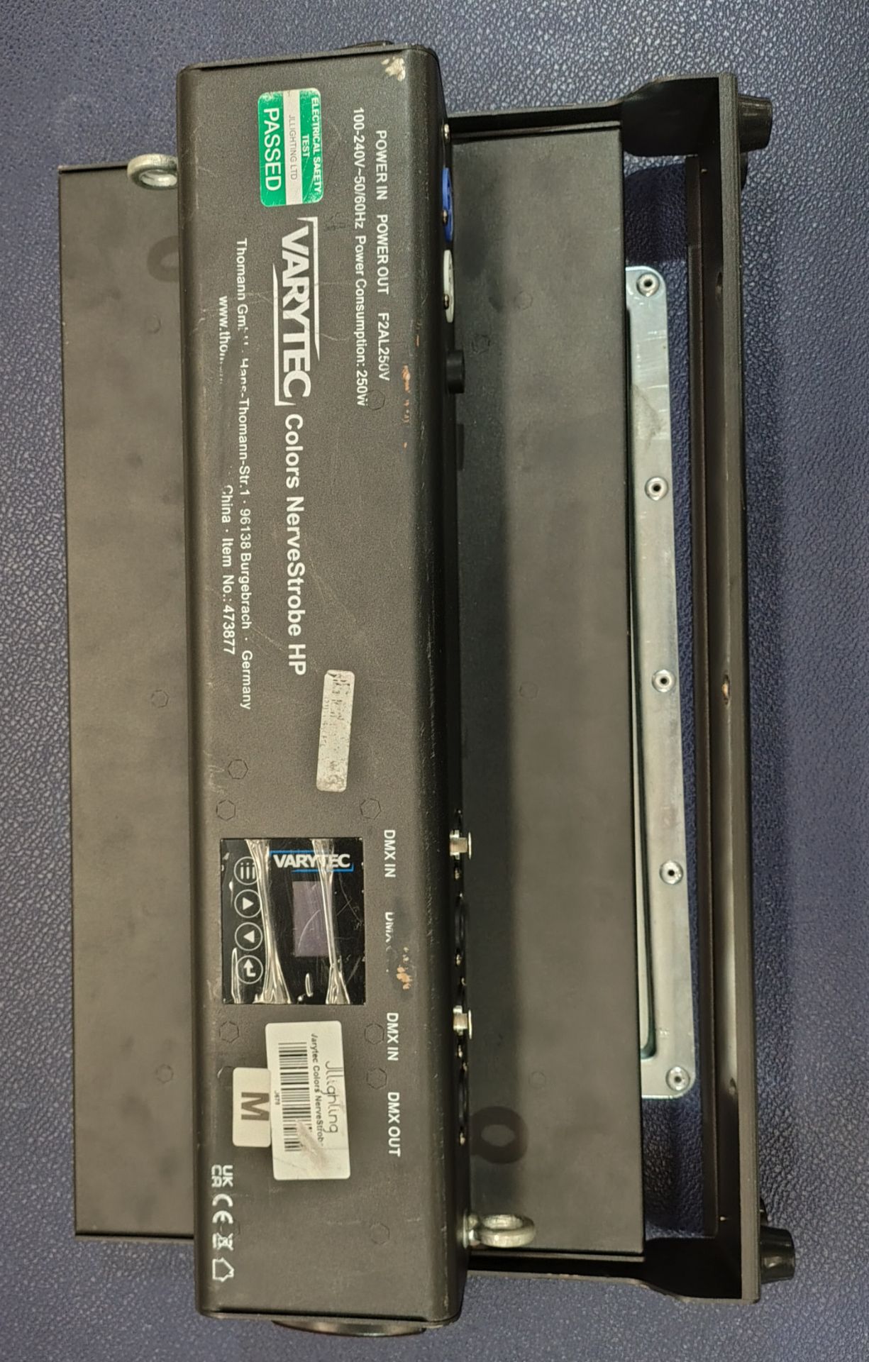 11x Varytec Colors NerveStrobe HP in flight case - L 120 x W 55 x H 77cm - Image 6 of 8