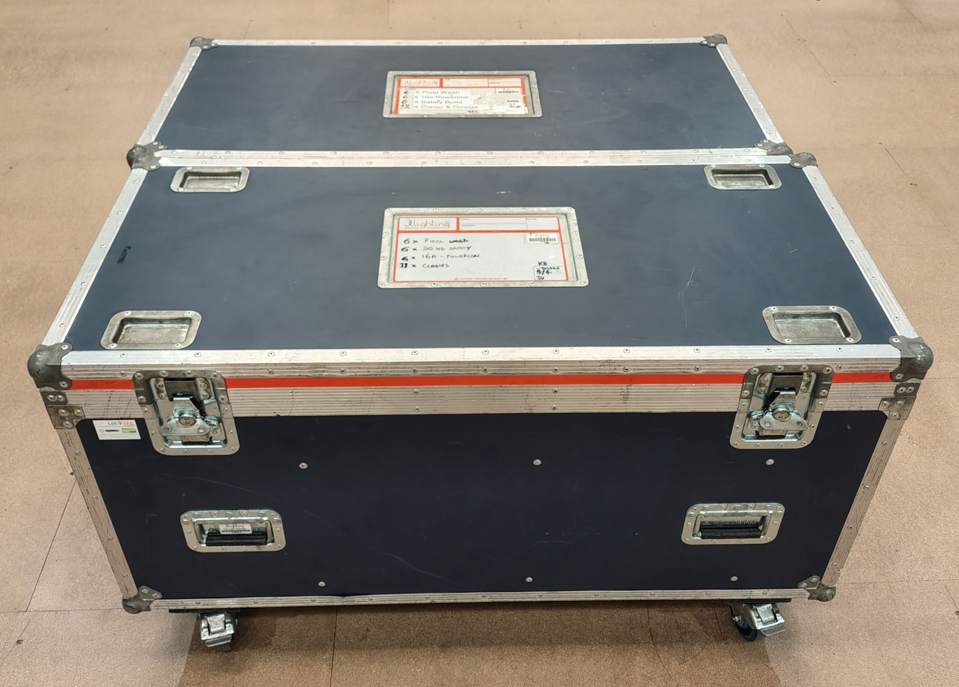 12x JLL Pixel Wash in 2x flight case, omega clamps are included (may not be pictured) - Image 15 of 17