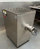 KTC 130 mincer - 130mm head size - 3 phase - year 2024 - 105cm L x 75cm W x 115cm H