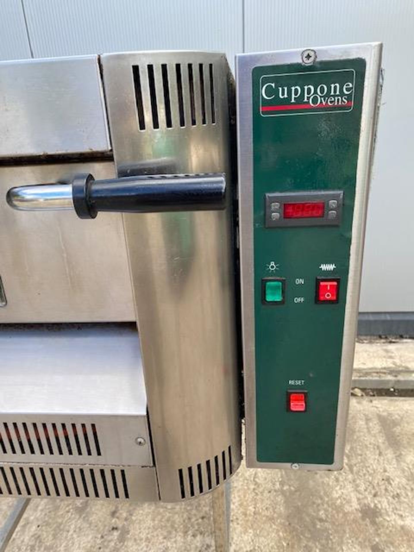 Cuppone pizza oven - 3 phase - 135cm L x 92.5cm W x 32.5cm H - Image 2 of 5