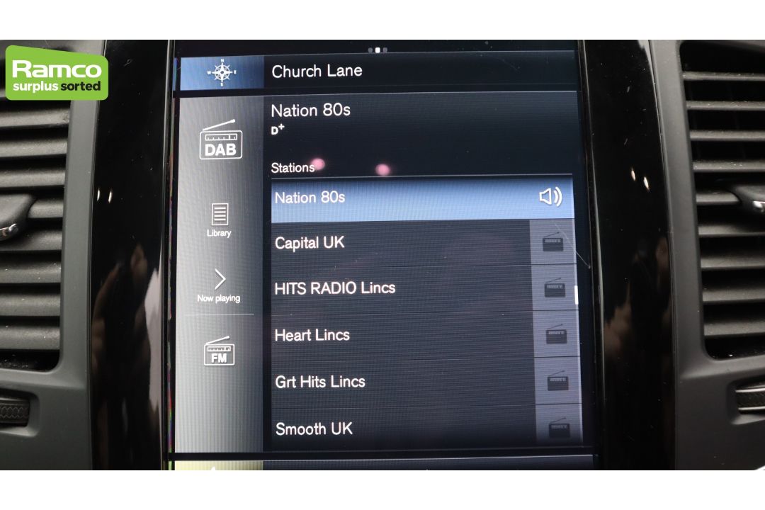 2021 Volvo XC90 Momentum T8 Recharge AWD 2.0L Petrol Hybrid - full details in the description - Image 17 of 61