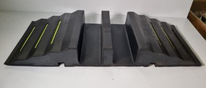 14x HR-4 Rubber 2 channel hose ramps - W 830 x D 360 x H 100mm - 16kg