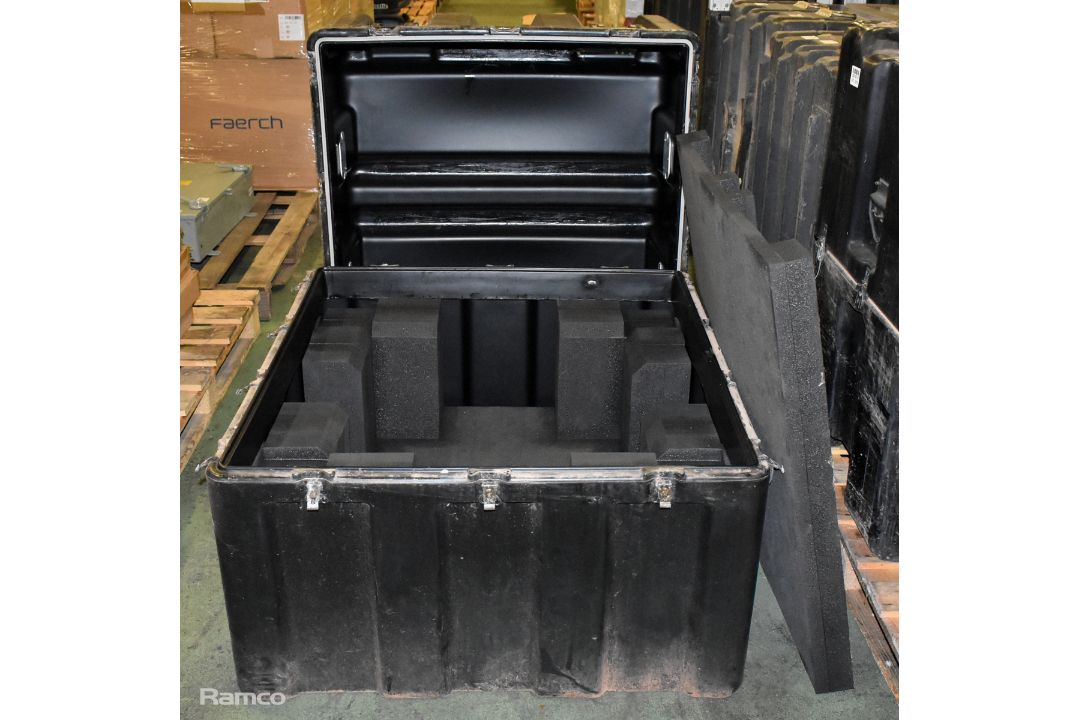 Hardigg single lid flight case - SOME LATCHES ARE DAMAGED - W 1020 x D 930 x H 990mm - 47kg - Image 3 of 5