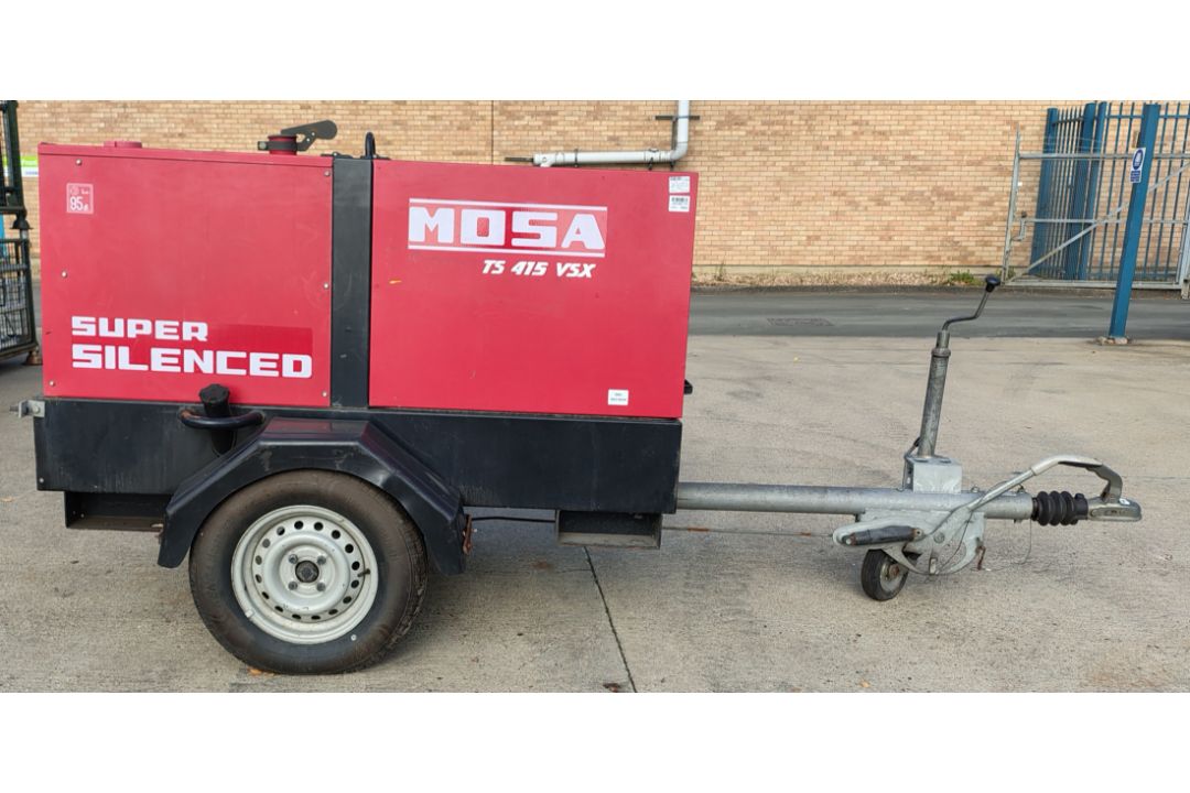 Mosa TS 415 VSX/EL-BC engine driven welder - Year: 2005 - 185 hours - W 980 x L 3160 x H 1300mm - Image 1 of 39