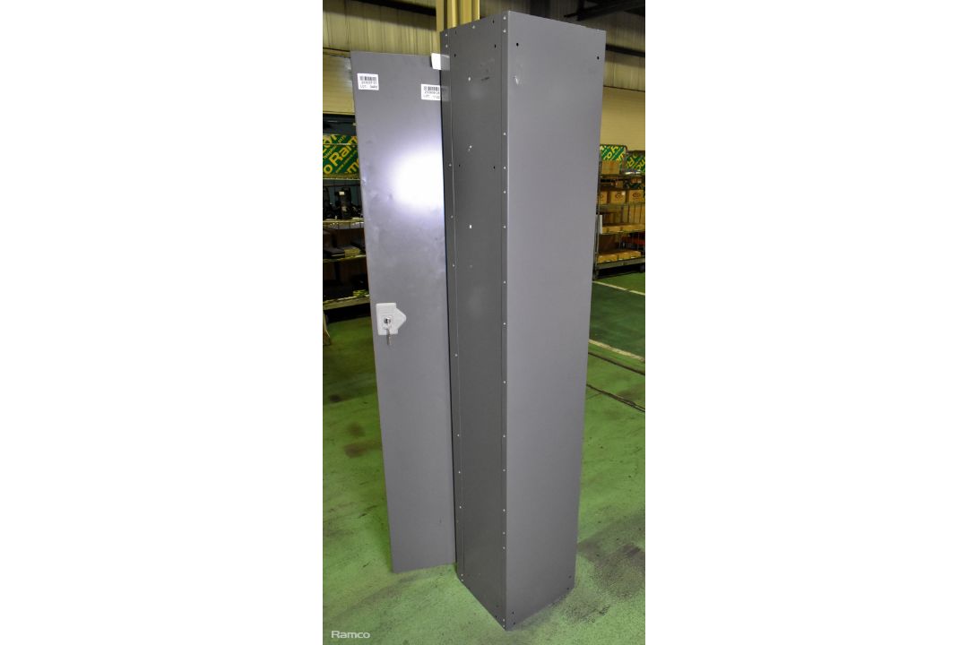 Single door storage locker - W 305 x D 305 x H 1780mm - Image 4 of 5