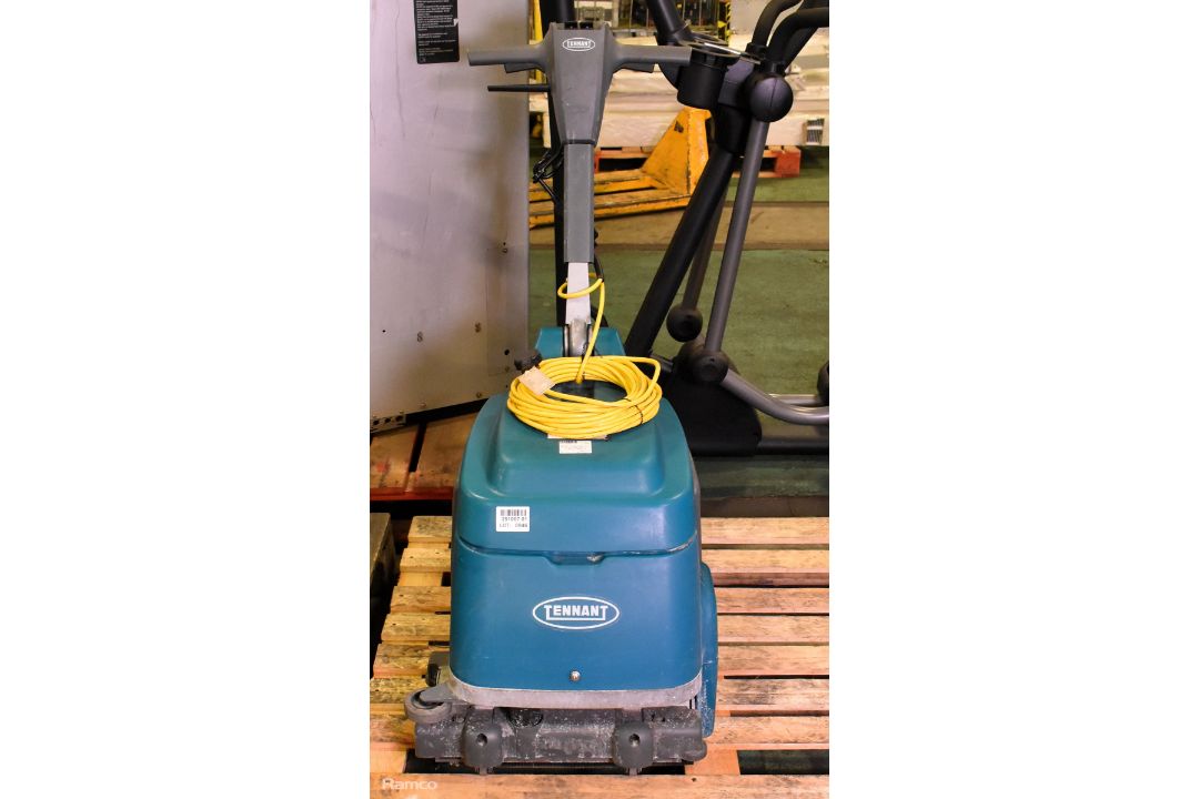 Tennant T1 walk behind micro floor scrubber - 380mm working width - Image 1 of 9