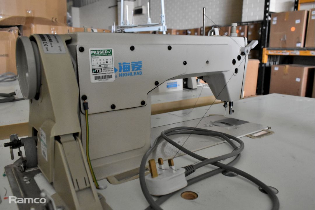 Braithwaite Highlead GC1088-M single needle high speed industrial sewing machine with table - Image 3 of 6