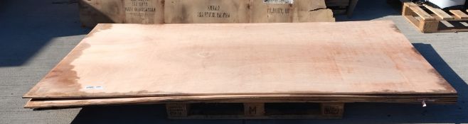 Structural grade plywood approx. 7x panels - W 2440 x D 1220 x H 9mm
