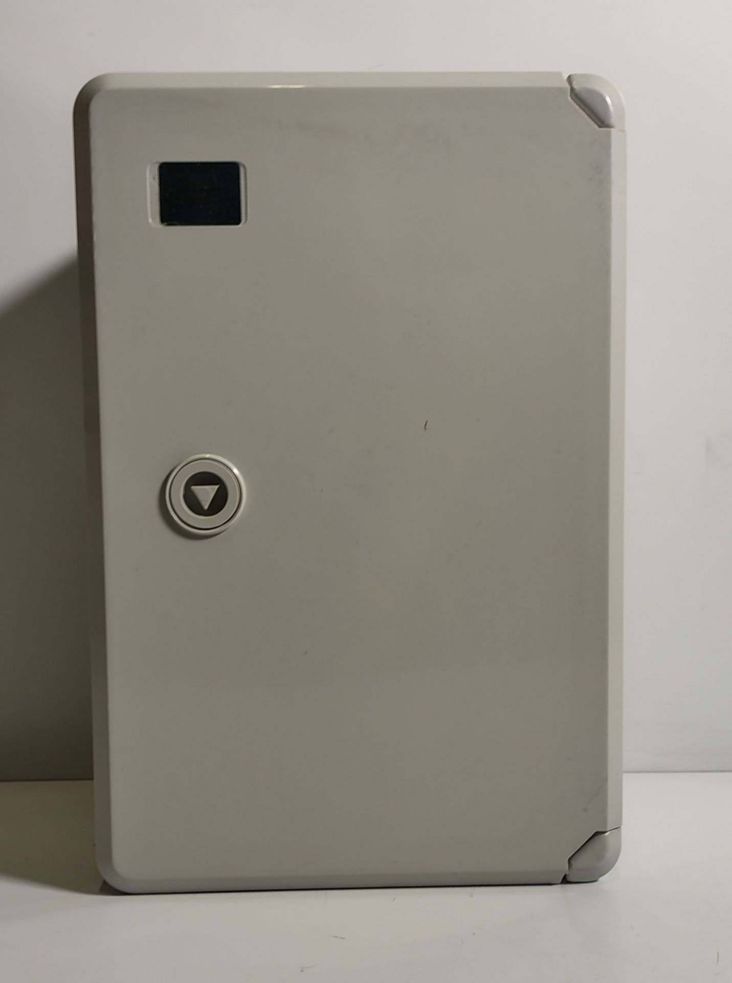 Matt:e IP-EVCP-TC80 single phase EV voltage monitoring and protection unit - W 200 x D 130 x H 300mm
