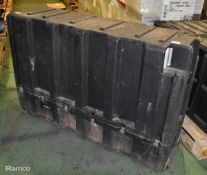 Hardigg plastic flight case - SOME LATCHES ARE DAMAGED - W 1430 x D 470 x H 950mm - 70kg