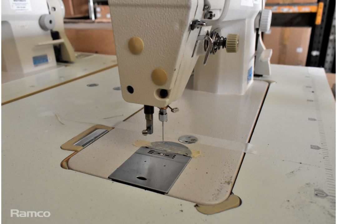 Braithwaite Highlead GC1088-M single needle high speed industrial sewing machine with table - Image 2 of 7