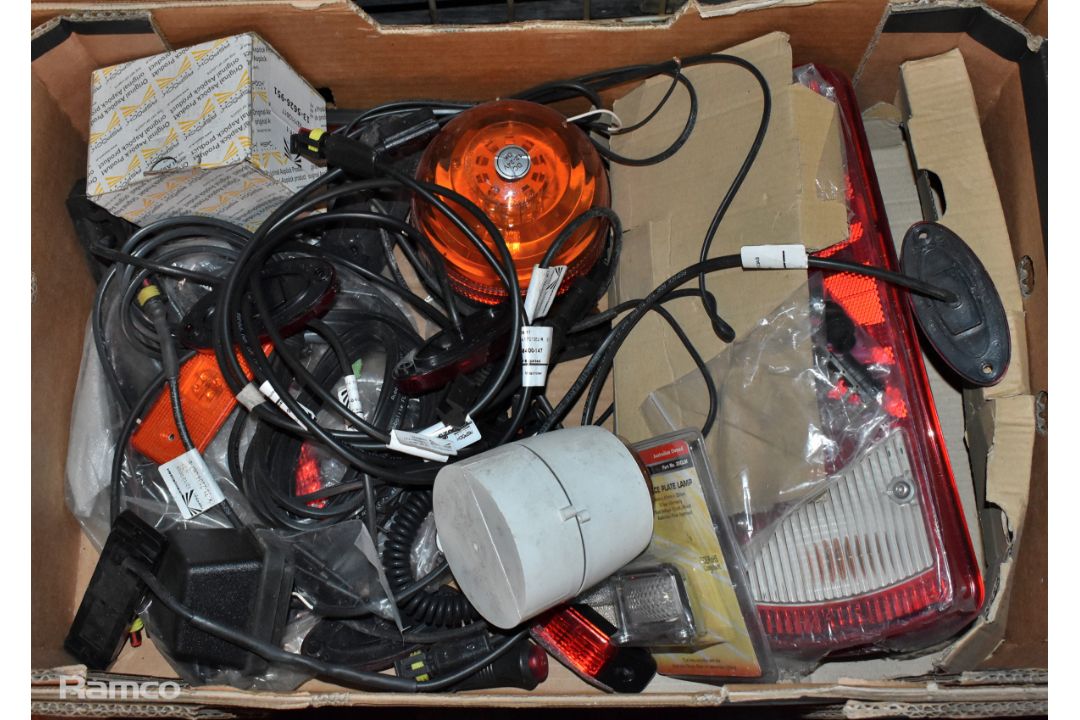 Mixed vehicle lights - orange beacons, orange side markers, red markers and more - Image 2 of 4