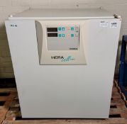 Thermo Scientific Heraeus Heracell 240 CO2 incubator - W 780 x D 830 x H 940mm