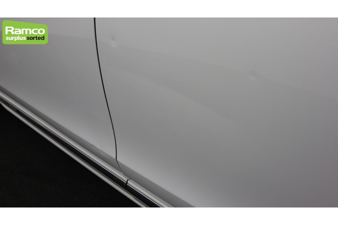 2021 Volvo XC90 Momentum T8 Recharge AWD 2.0L Petrol Hybrid - full details in the description - Image 60 of 61