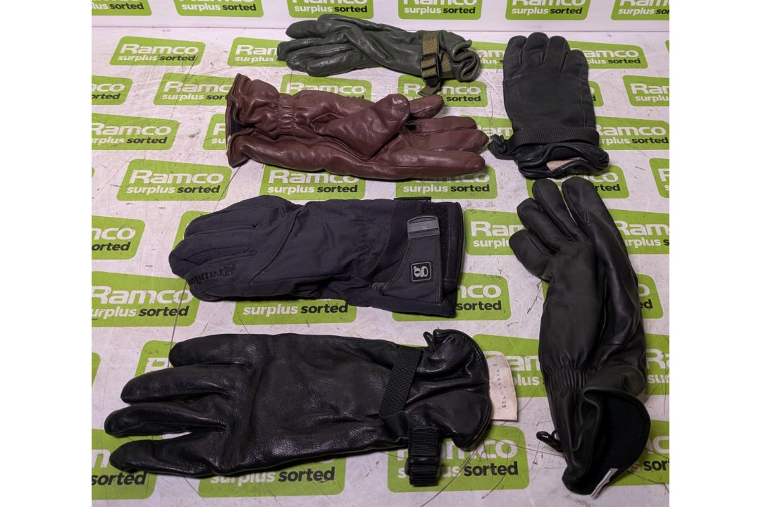272x British Forces unpaired gloves - mixed styles - mixed sizes - Image 2 of 4